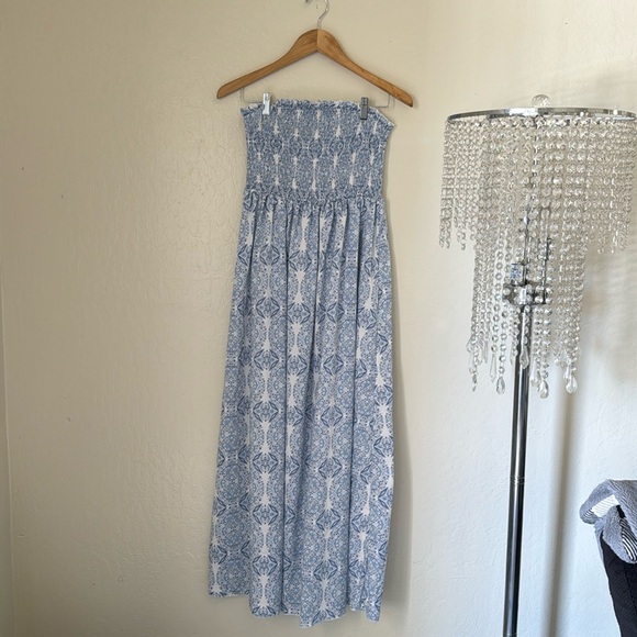Women’s Floral Print Tube Flowy Dress Size 6 - Picture 3 of 10
